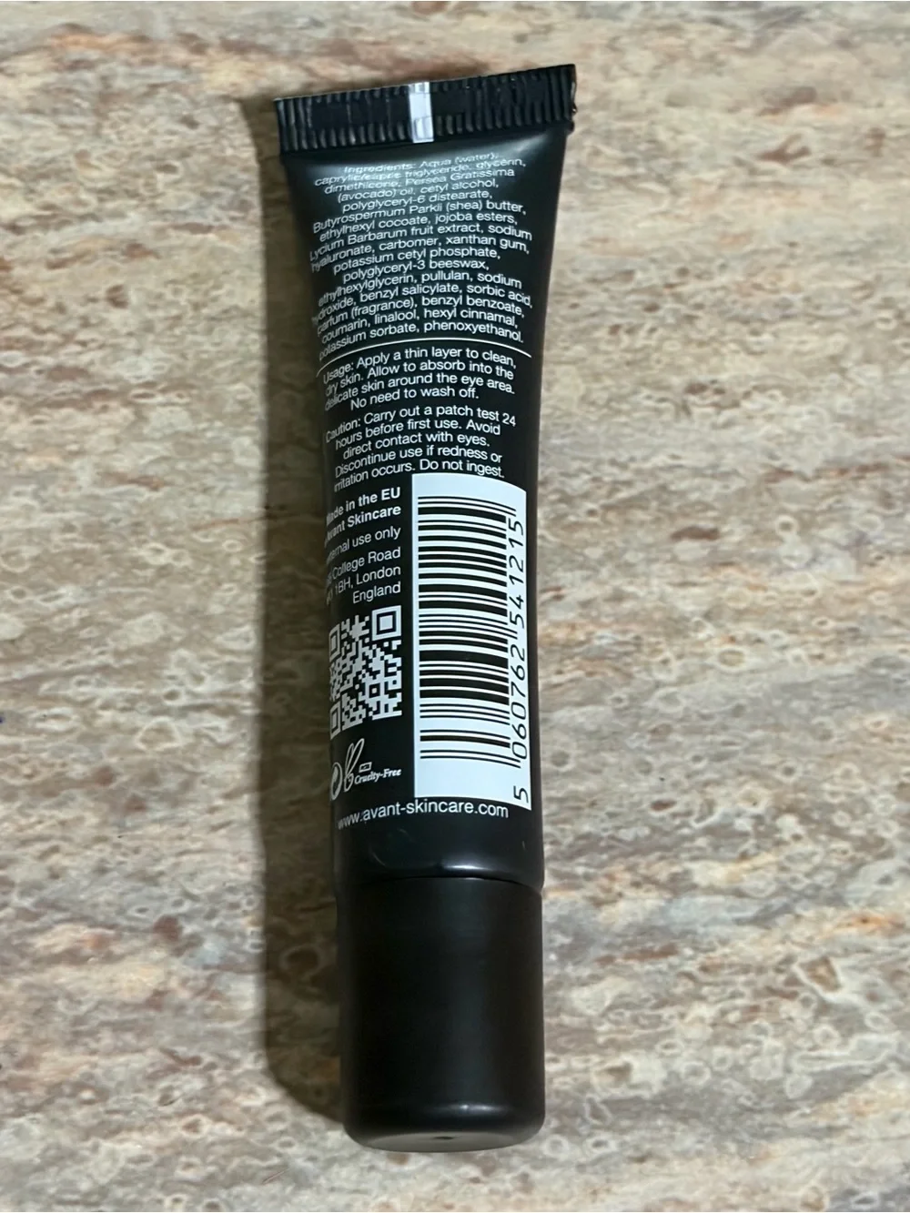 Beekman 1802 Dewy Eyed serum, DRMTLGY Hand Cream, Avant eye recovery mask